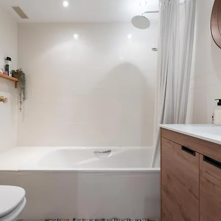 Miraflores Rancho شقة ميخاس